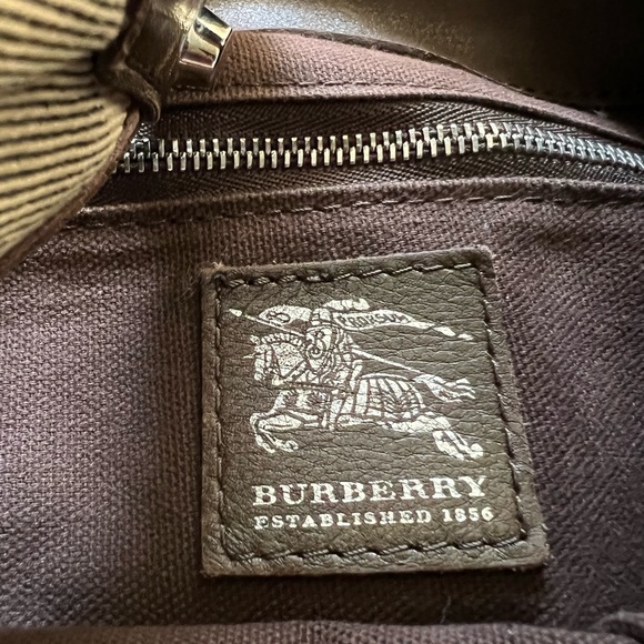 Burberry large size classic large hobo bag - Picture 15 of 15